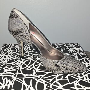 Anne Klein Gray and Black Textured Stiletto Heels